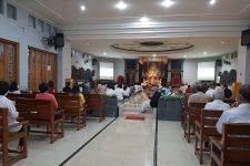 Umat Lintas Agama Rasakan Kegembiraan Waisak di Vihara Tanah Putih - JPNN.com Jateng