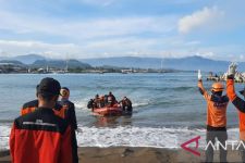 Satu Dari Dua Wisatawan Tenggelam di Pantai Citepus Sukabumi Berhasil Ditemukan - JPNN.com Jabar