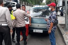 Drama Perburuan Sopir Angkot Penculik 2 Siswa SMA, Korban Nekat Loncat ke Jalan - JPNN.com Jatim