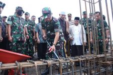 Datang ke Cirebon, KASAD Jenderal Dudung Wujudkan CIta-citanya Sejak Lulus Akmil 88 - JPNN.com Jabar