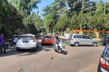 Menjamurnya Parkiran Liar di Kawasan GDC, HTA Pertanyakan Keseriusan Dishub Depok - JPNN.com Jabar