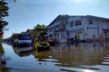 Seusai Banjir Rob Semarang, Ribuan Buruh Harus Merogoh Kocek Dalam-dalam - JPNN.com Jateng