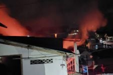 Kebakaran Hebat Melanda Rumah Ngadiyem, Rp 50 Juta Melayang - JPNN.com Jogja