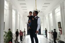Mulai Bekerja, Ridwan Kamil Langsung Pimpin Rapat di Gedung Sate - JPNN.com Jabar