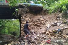 Bencana Alam Merusak Puluhan Jembatan di Sampang, Pemkab Butuh Bantuan Dana Perbaikan - JPNN.com Jatim