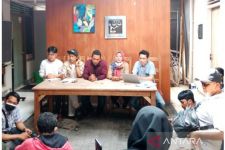 Dipaksa Pindah ke Parkiran Candi Borobudur, Pedagang Asongan Mengadu ke LBH Yogyakarta - JPNN.com Jogja