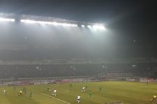 Persib Bandung Menaklukkan Persebaya Dengan Skor Meyakinkan - JPNN.com Jabar
