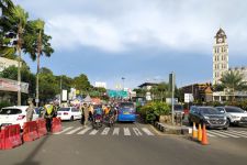 100 Ribu Kendaraan Hilir Mudik Melintasi Kawasan Puncak Bogor Selama Libur Panjang Kenaikan Isa Almasih - JPNN.com Jabar
