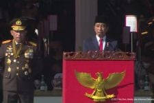 Pimpin Upacara HUT Bhayangkara, Jokowi Beri Pesan Penting untuk Polri - JPNN.com Jateng