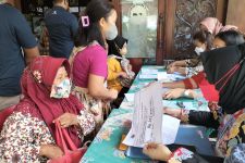 Warga di Kelurahan Nusukan Terima Ganti Untung Pembebasan Lahan Proyek Rel Ganda Solo-Semarang - JPNN.com Jateng
