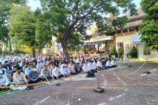 Begini Suasana Salat Iduladha di Balai Kota Surakarta Tanpa Kehadiran Gibran  - JPNN.com Jateng