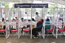 Mulai 17 Juli Pengguna Kereta Api Jarak Jauh Wajib Vaksin Booster - JPNN.com Jabar