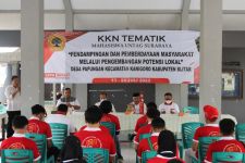 31 Mahasiswa Untag Surabaya Mengabdi di Desa Papungan Blitar, Majukan Perekonomian UKM - JPNN.com Jatim