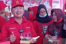 Bupati Cianjur Herman Minta Toko Swalayan Siapkan Rak Khusus UMKM - JPNN.com Jabar