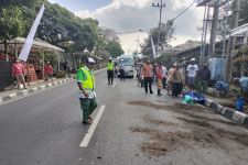 Apes, Pengendara Motor Tewas Tertabrak Minibus di Kota Batu, Begini Kejadiannya - JPNN.com Jatim