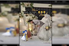 Viral, Mempelai Pernikahan di Gresik Dapat Kado Cempe, Langgeng ya - JPNN.com Jatim