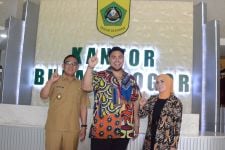 Ivan Gunawan Siap Memopulerkan Batik Bogor - JPNN.com Jabar