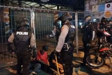 Kedapatan Membawa Celurit 3 Remaja di Depok Diringkus Polisi - JPNN.com Jabar