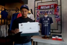 Penjual Merchandise Arema Diserbu ASN Malang Raya, Ternyata - JPNN.com Jatim