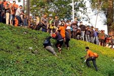 Begini Kronologi Penemuan Mayat Pria di Semarang, Terdapat Dua Luka - JPNN.com Jateng