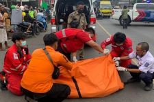 Meleng, Pengendara Motor di Kalianak Surabaya Tabrak Pejalan Kaki, Tragis! - JPNN.com Jatim