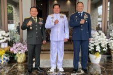 Pengamat Politik Unesa Sebut Upaya Disharmonisasi TNI Bakal Sia-Sia, Para Jenderal Solid - JPNN.com Jatim