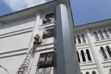 Innalillahi, Ruang Arsip Gedung DPRD Jabar Terbakar - JPNN.com Jabar