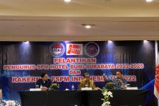 FSPM dan KSPN Lantik Pengurus Serikat Pekerja Mandiri Hotel Bumi di Surabaya - JPNN.com Jatim