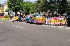 Demonstrasi di Solo Tuntut Ferdy Sambo Dihukum Mati - JPNN.com Jateng
