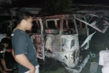 Mobil Kasdi Tiba-Tiba Terbakar Saat Terparkir di Garasi Rumah, Ternyata Penyebabnya - JPNN.com Jogja