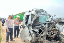 Korban Kecelakaan Maut Tol Semarang-Batang Belum Teridentifikasi - JPNN.com Jateng