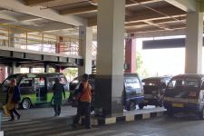 Harga BBM Naik, Sopir Angkot: Percuma Demo, Tidak Pernah Ditanggapi - JPNN.com Jatim
