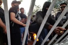 Demo BBM di DPRD DIY Sempat Ricuh, Begini Tanggapan Anggota Dewan - JPNN.com Jogja