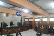 Bos SPI Batu Dinyatakan Hakim Bersalah, Bujuk Bocah Begituan Terus Menerus - JPNN.com Jatim