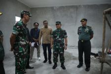 Jenderal Dudung Tinjau Pembangunan Masjid Abdurahman di Sekolah Kartika Bandung - JPNN.com Jabar