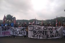 Demo BBM di Malang Lagi, 3 Menteri Ini Mesti Dicopot - JPNN.com Jatim