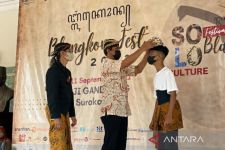 Mengenalkan Adat Busana Jawa kepada Generasi Muda Melalui Festival Blangkon di Solo - JPNN.com Jateng