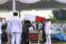 Gubernur Khofifah Berbelasungkawa atas Gugurnya 2 Awak Pesawat TNI AL - JPNN.com Jatim