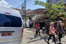 Suasana Rumah Duka PNS Semarang Iwan Boedi, Pelayat Mulai Berdatangan - JPNN.com Jateng
