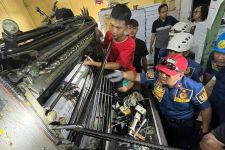 Pekerja Percetakan di Semarang Alami Kecelakaan Kerja, Tangannya Terjepit, Luka Parah - JPNN.com Jateng