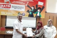 Berinovasi, SMKN 5 Bandung Menggelar Gebyar Pengambilan Ijazah - JPNN.com Jabar
