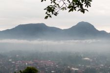 Prakiraan Cuaca Ekstrem di Lampung 1 Oktober 2022, Hati-hati ya, Sedia Payung - JPNN.com Lampung