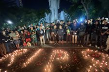 Aksi Solidaritas Bonek Untuk Tragedi Kanjuruhan Malang - JPNN.com Jatim