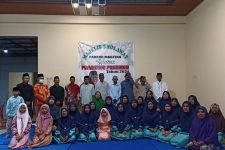Puluhan Warga Magetan Doa Bersama Dukung Prabowo dalam Pilpres 2024 - JPNN.com Jatim