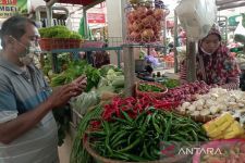 Pascakenaikan BBM, Desperindag Banyumas: Harga Sembako di Pasar Stabil - JPNN.com Jateng