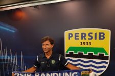 Liga 1 Ditunda, Luis Milla Pergi Meninggalkan Persib - JPNN.com Jabar