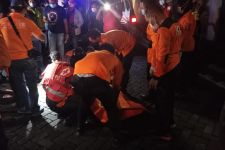 Mal Tunjungan Plaza Mendadak Ramai Jumat Malam, Wanita Lompat dari Lantai 5 Parkiran - JPNN.com Jatim