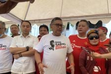 Sekjen PDIP Sebut Keputusan NasDem Pilih Anies Jadi Sebuah Kerumitan - JPNN.com Jatim