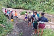 Polres Malang Identifikasi Mayat di Bawah Jembatan Sungai Kalimanjing Ampelgading - JPNN.com Jatim