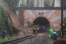 Maaf, Sejumlah Perjalanan Kereta Api Melintasi Malang Hari Ini Terganggu - JPNN.com Jatim